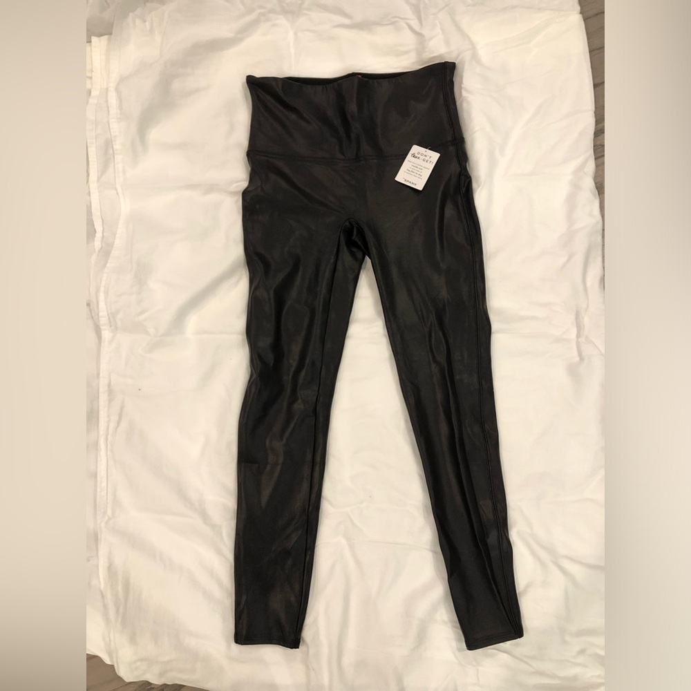 NEW WITH TAGS Spanx Faux Leather Leggings